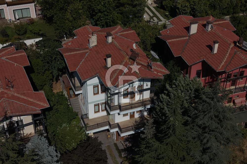 Satılık 5+2 Müstakil Villa Gölbaşı Karşıyaka Bahçeli Garajlı - fotoğraf 1